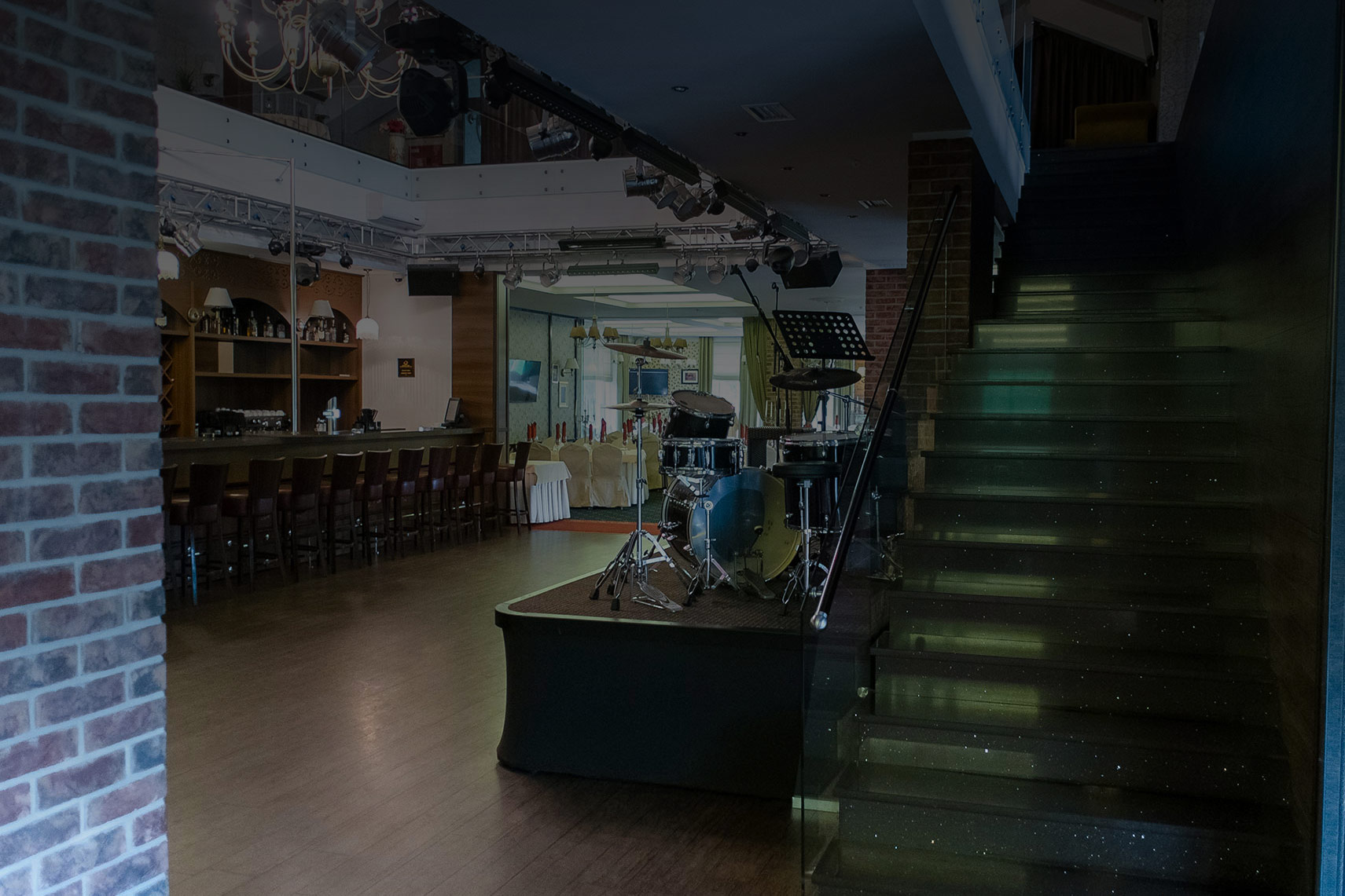 Лестничные марши из искусственного камня